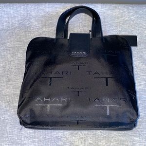 Tahari weekender/ makeup bag